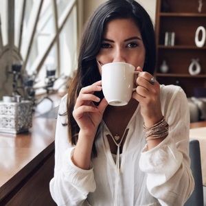 Meet your Posher, Nora